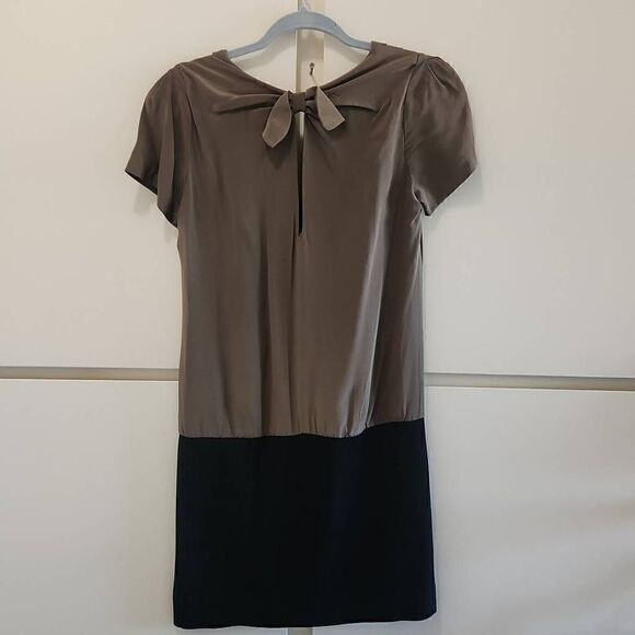 Sandro Paris Olive Silk and Black Rayon Blend Blouson Mini Dress, NWOT, Sz. 1(S) - Picture 4 of 6